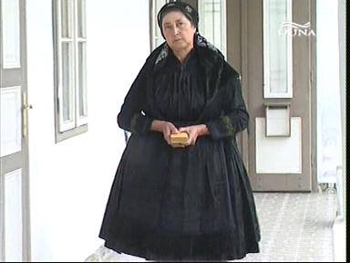 Lábamnál ” A macska”